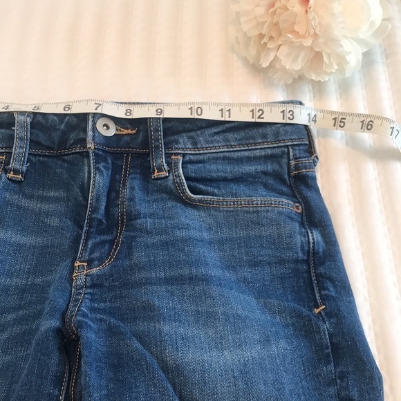 PILCRO by Anthropologie Mid-Rise Slim Denim Shorts Bermuda Size 25 - Picture 10 of 13